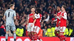 展现了不屈 展现了不屈